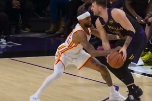 大乐透开奖结果查询-下手必被抓！沃克盯防东契奇被造三分犯规 老鹰挑战失败