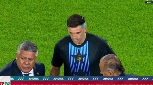 里程碑！大马丁赛前领取国家队出战50场纪念品